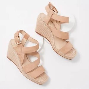 🆕 NWT NIB Vince Camuto tan espadrille wedge sandals (style VC-Martissy)